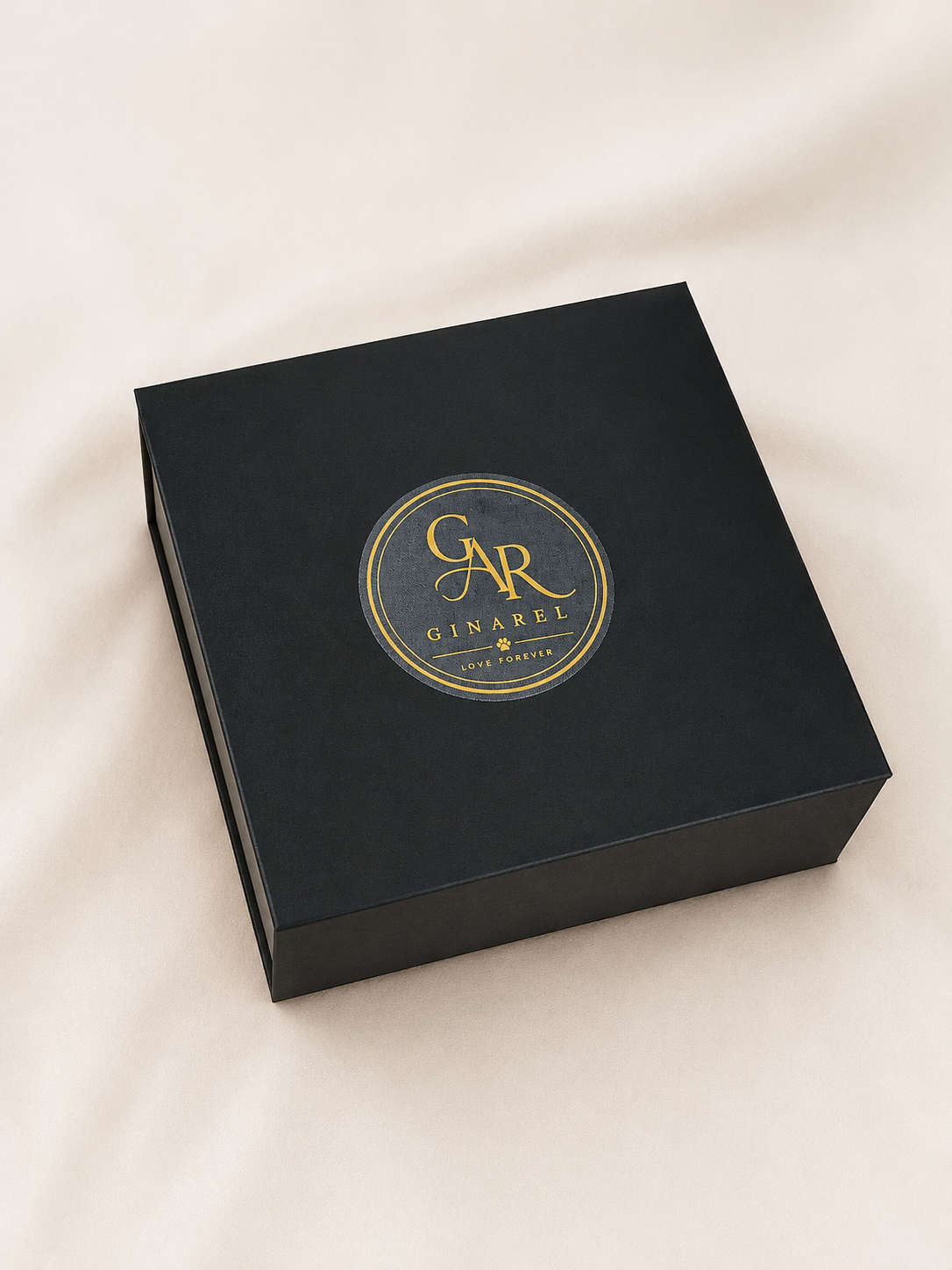 GINAREL Adore Gift Box