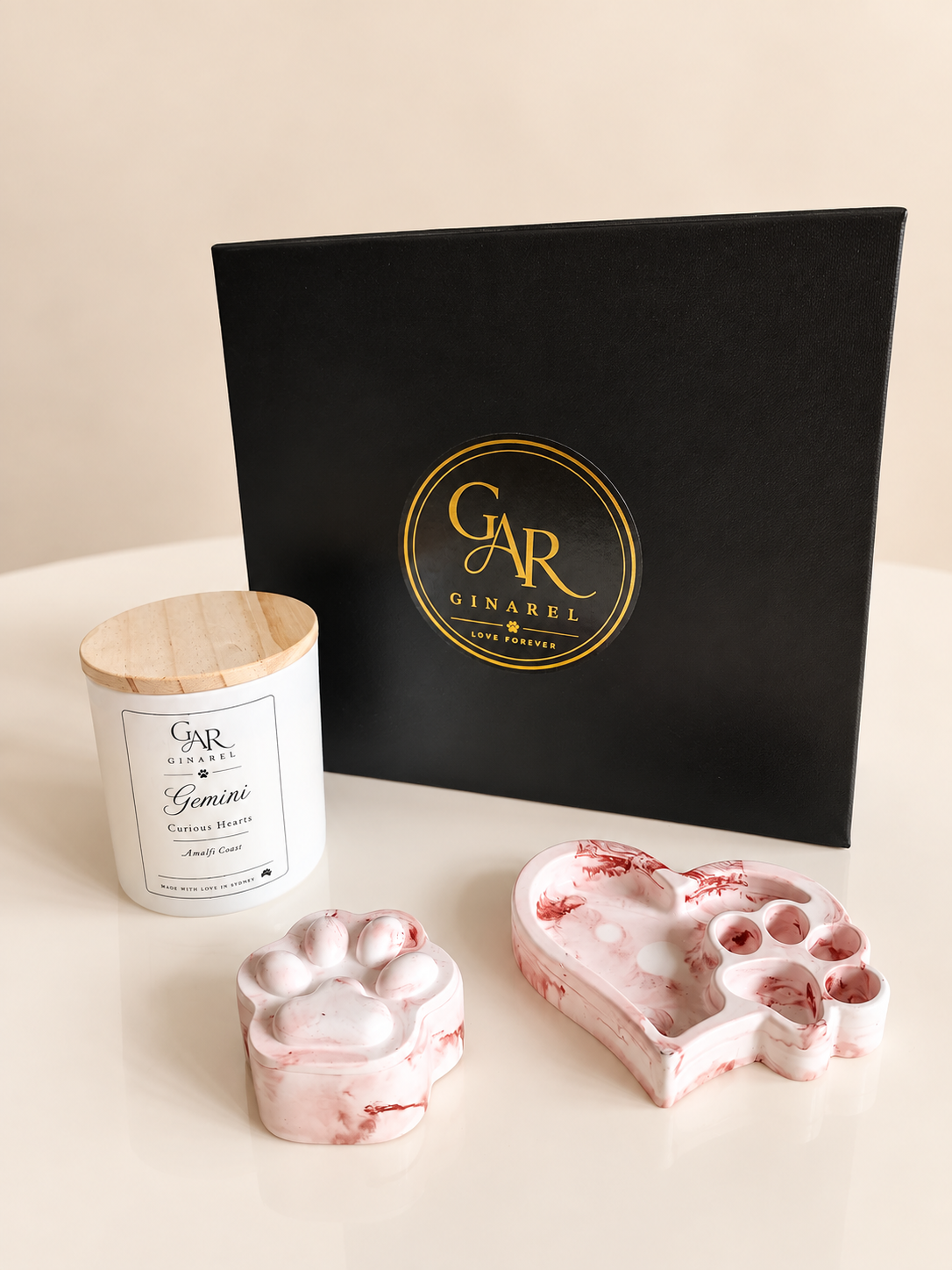 GINAREL Embrace Gift Box