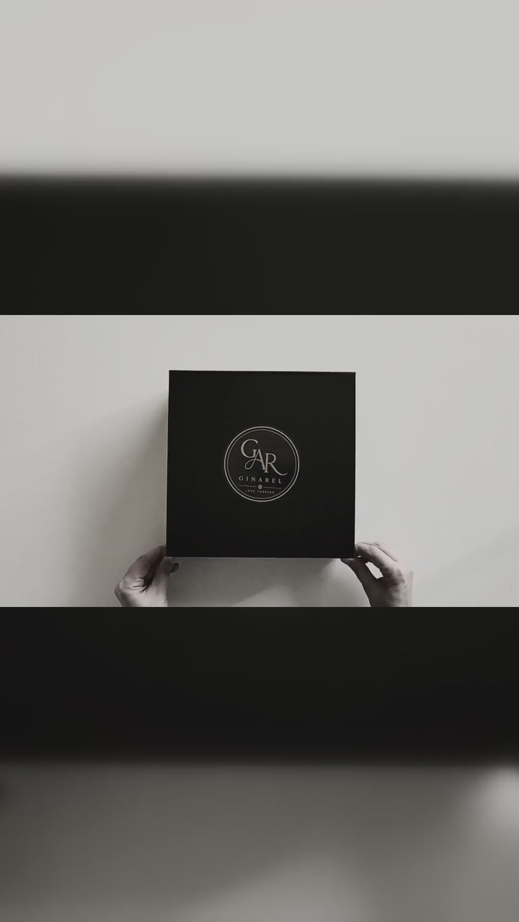 GINAREL Adore Gift Box
